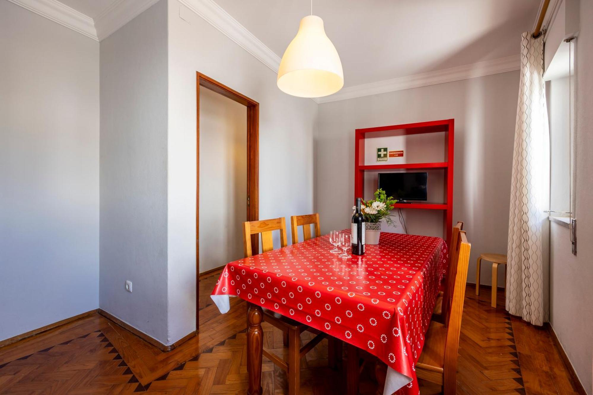 Muralha Holiday Apartments لاغوس المظهر الخارجي الصورة